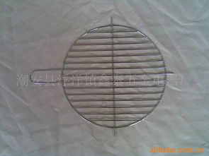 潮安縣浮洋鎮(zhèn)鑫泰五金電器廠 燒烤架與U型枕產(chǎn)品展示